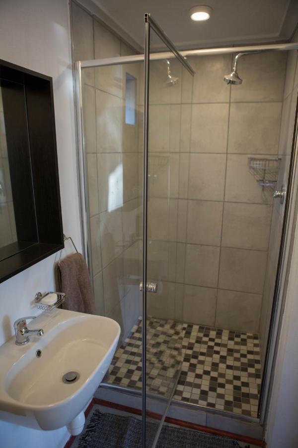 Peaceful 1-Bedroom Flatlet, 10 Min From The Beach Cape Town Ngoại thất bức ảnh
