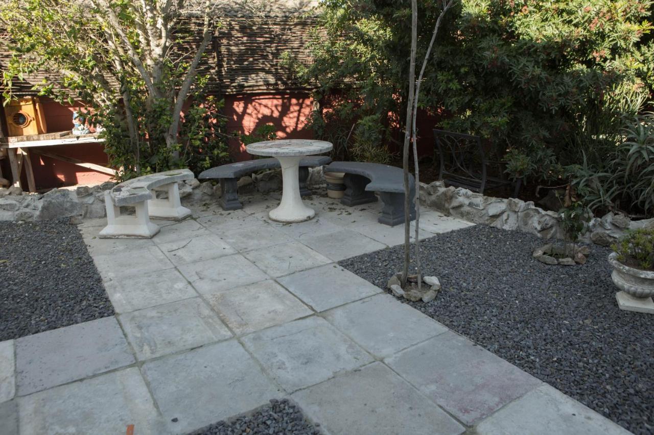 Peaceful 1-Bedroom Flatlet, 10 Min From The Beach Cape Town Ngoại thất bức ảnh